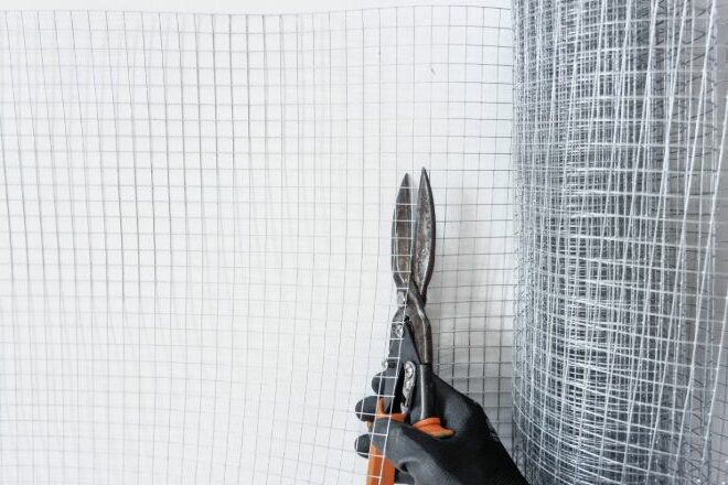 cutting-wire-mesh