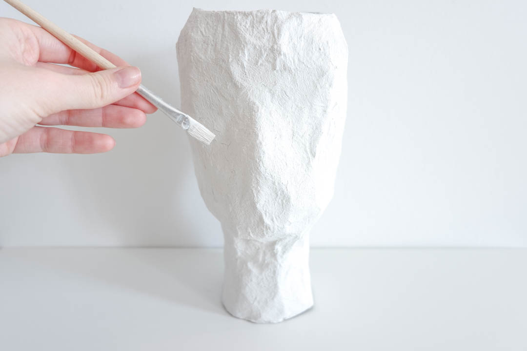 paint-flower-vase-paper-mache