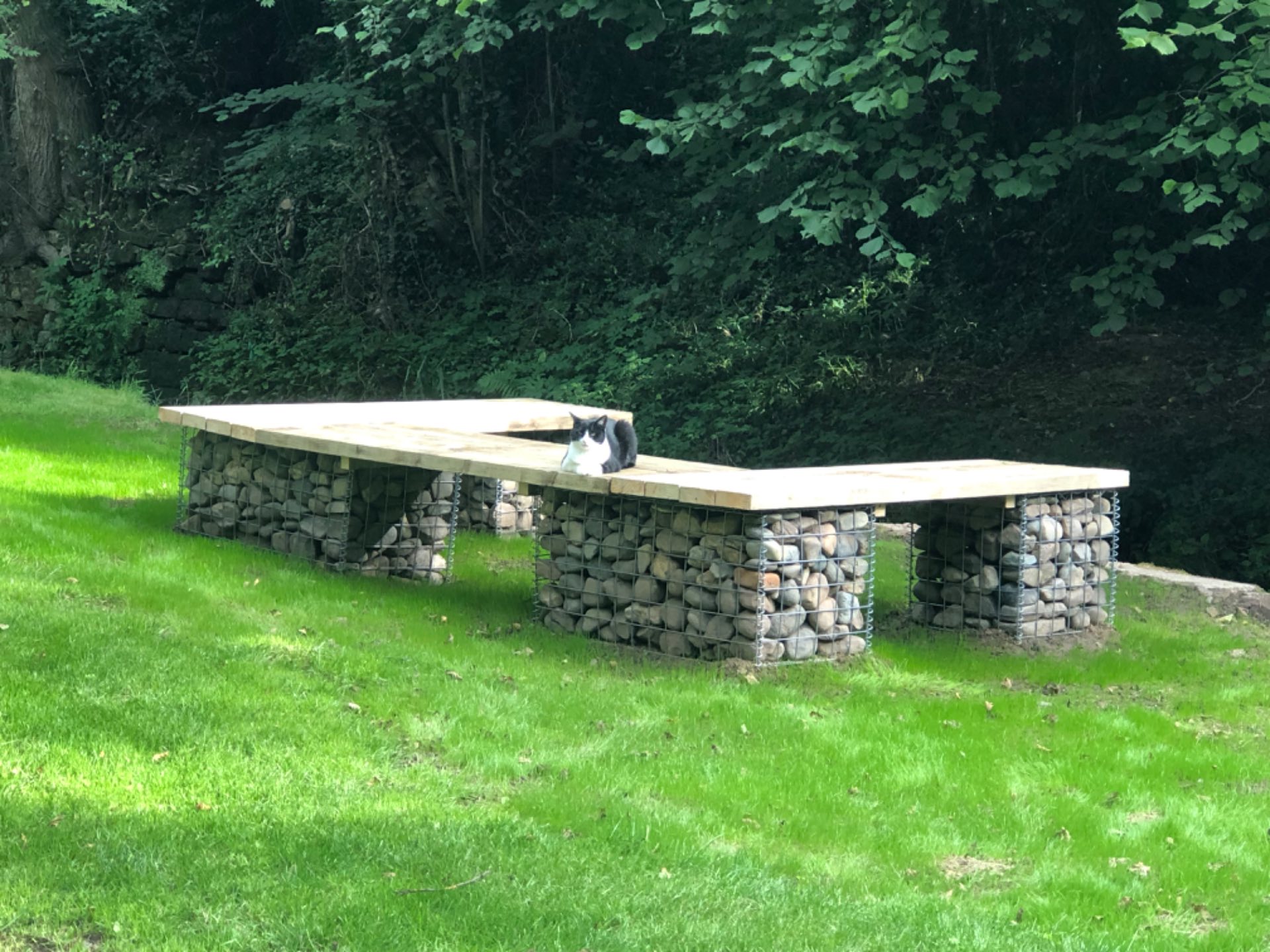 gabion-garden-bench