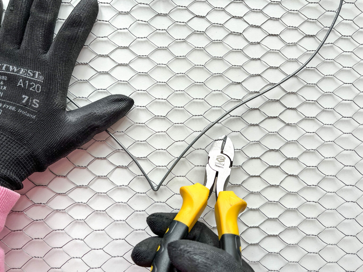 cutting-chicken-wire