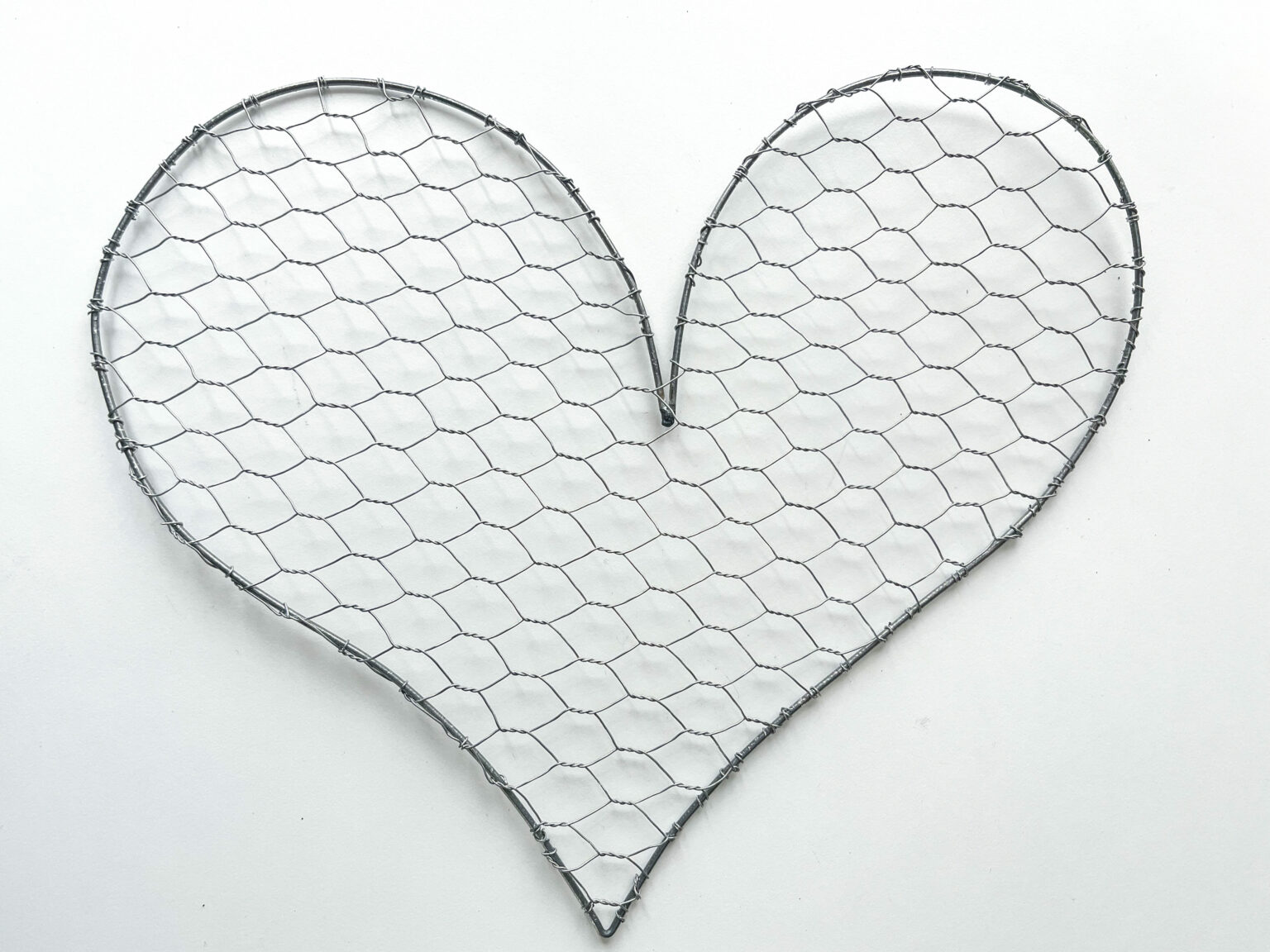 chicken-wire-heart