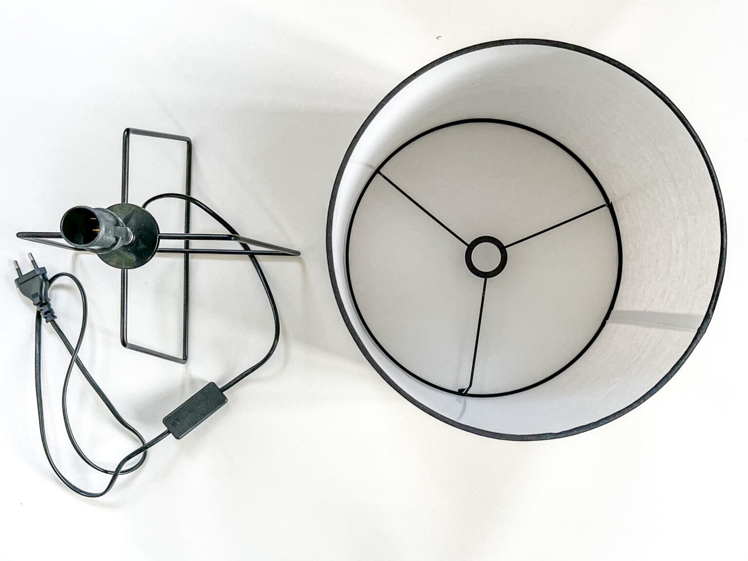 disassemble-lamp