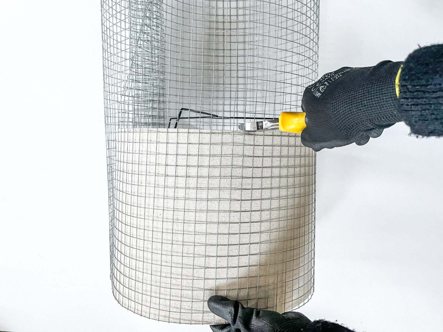 cutting-wire-mesh