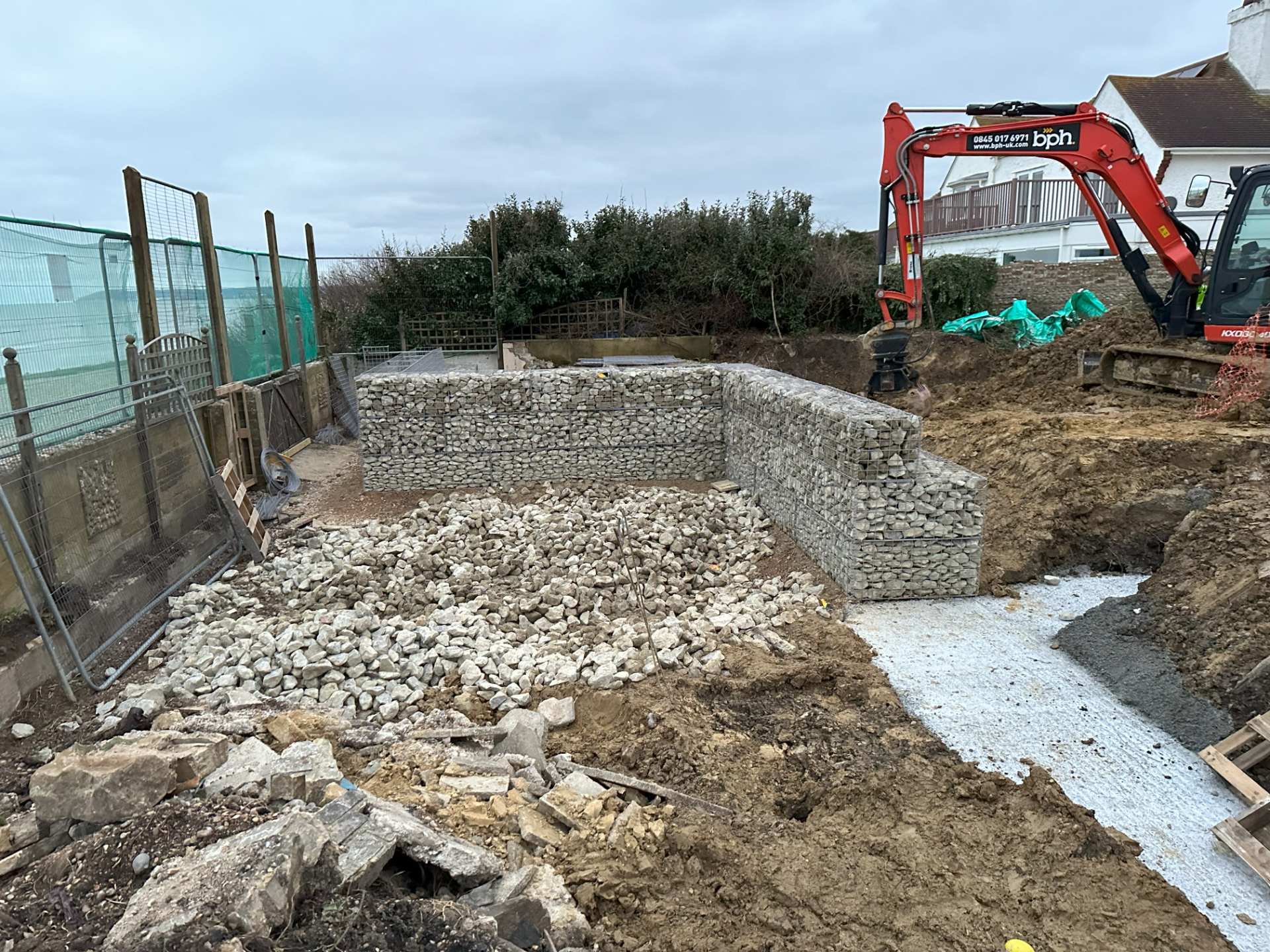 gabion-retaining-wall