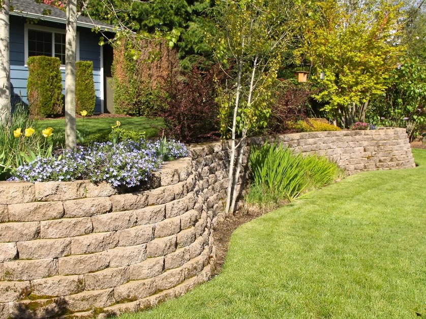 segmental-retaining-wall-blocks