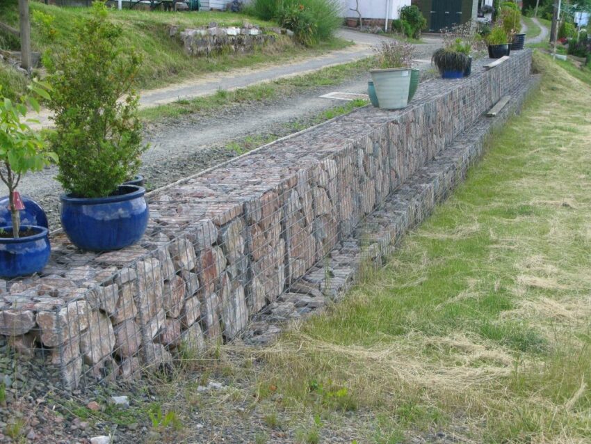 retaining-wall-edge