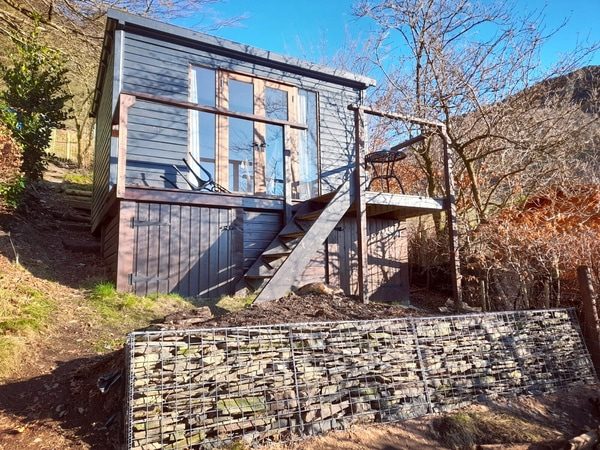 house-on-hill-retaining-wall