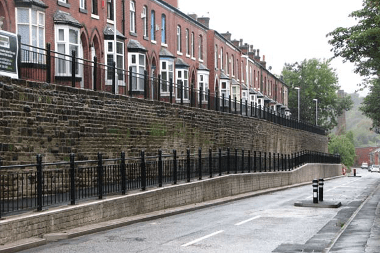 brick-wall-by-the-street