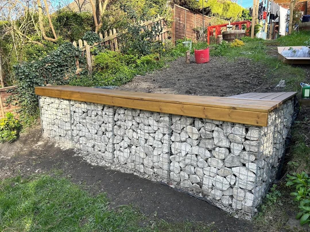seating-retaining-wall-gabion
