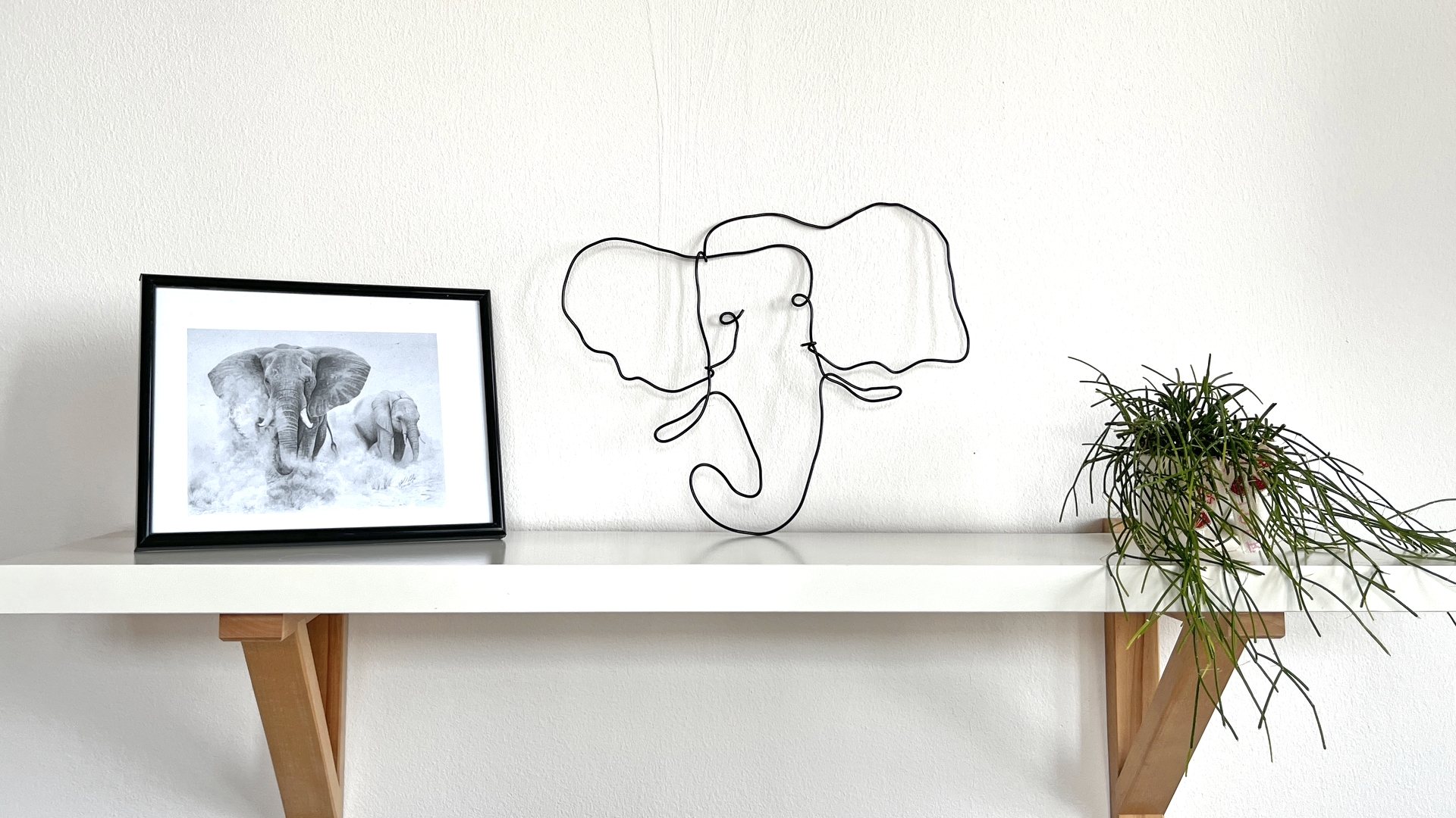 diy-elephant-wire-wall-art