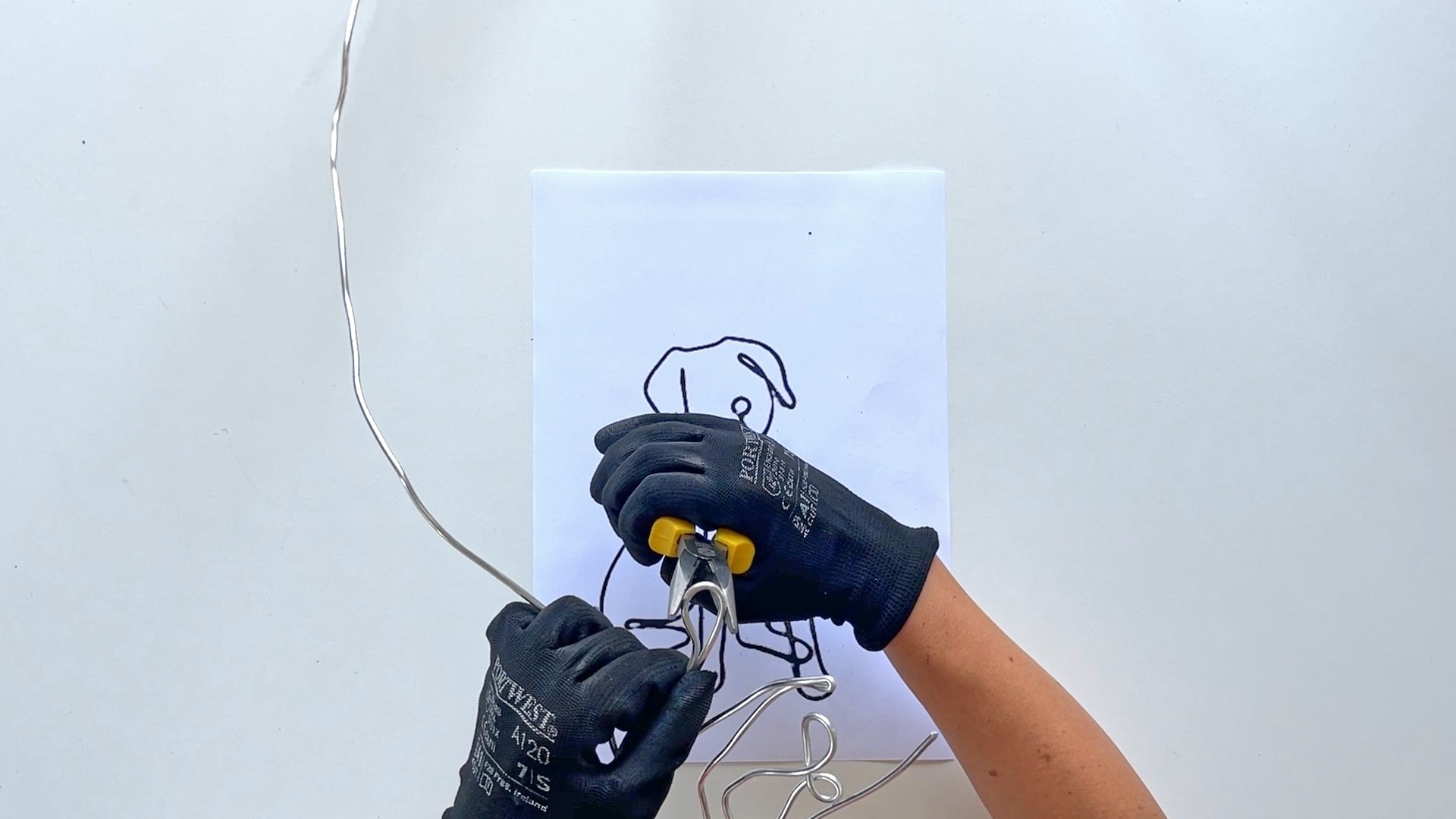 shape-the-dog-wire-art