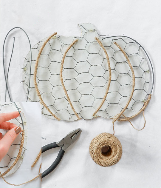twine-the-wreath