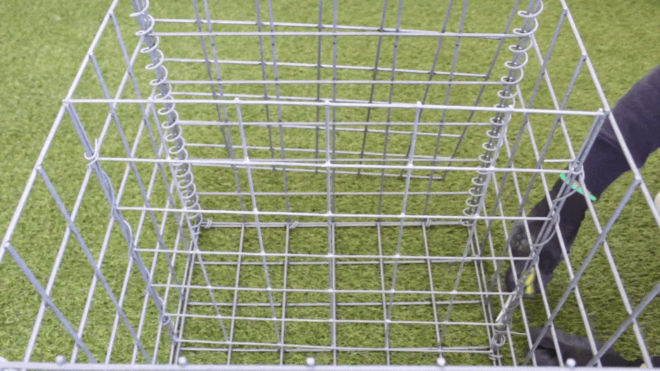 cut-excess-tying-wire