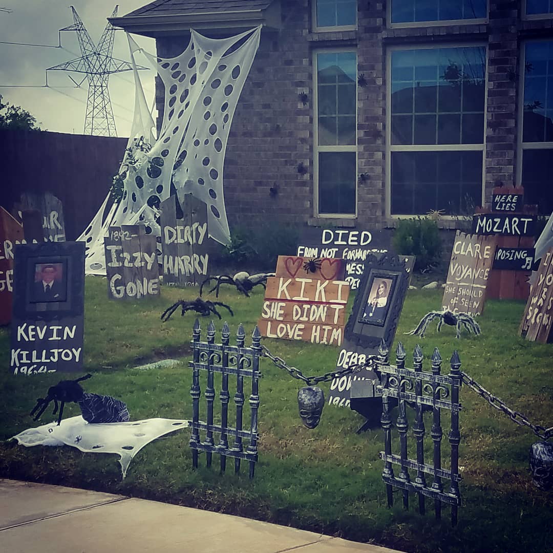 gravestones-and-fence