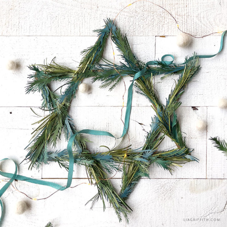 paper-star-wreath