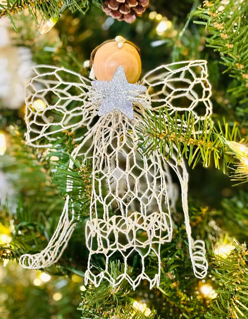 chicken-wire-angel