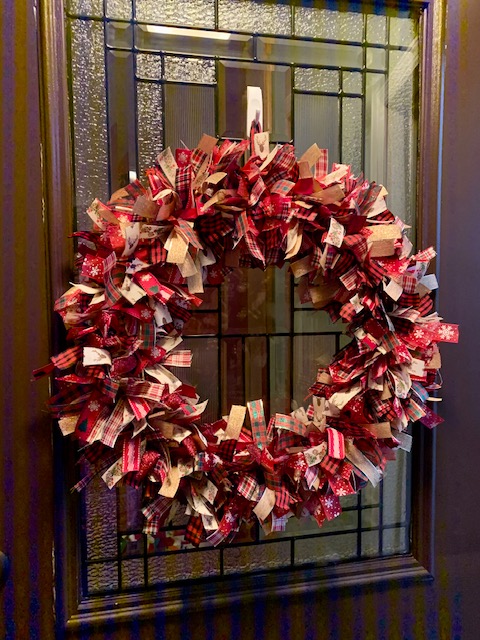 ribbon-strips-wreath