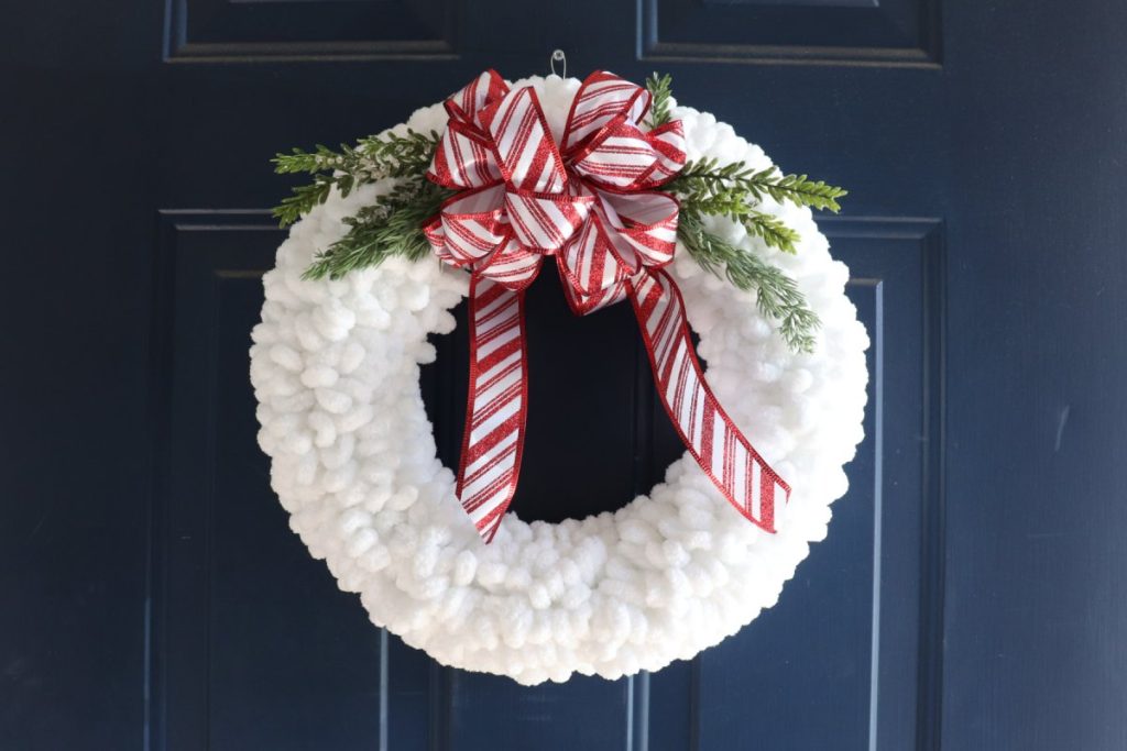 yarn-wreath